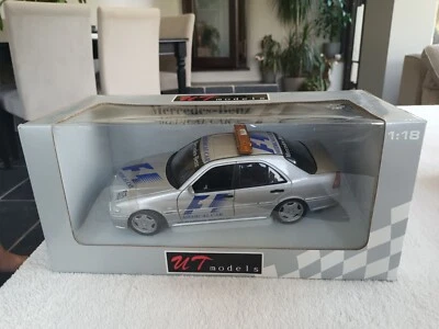 UT MODELS 1/18 - 26106 MERCEDES BENZ C CLASS AMG MEDICAL CAR F1 1997 - Image 1 of 4