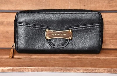 MICHAEL KORS Classic Large Continental Fine Pebble Leather Black Wallet - Image 1 of 4