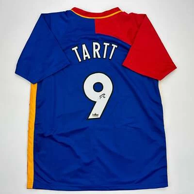 Camiseta deportiva facsímil autografiada Phil Dunster Jamie Tartt Ted Lasso azul reimpresión XL Foto 1 de 4