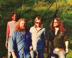 The Sheepdogs Signed 8x10 Photo  - Imagen 1 de 3