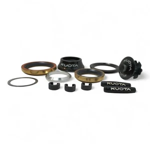 Auriculares Kuota Carbono Cónico 1 1/8"" a 1.5"" Tapa Superior Carbono Rodamientos Dorados - Imagen 1 de 4