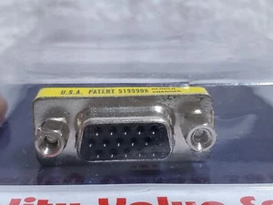 15 Pin VGA SVGA HD15 Gender Changer Coupler Adapter Converter Female to Female - Picture 1 of 7