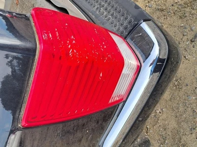 Used Left Tail Light Assembly fits: 2008 Chrysler Aspen Left Grade A Foto 1 de 4