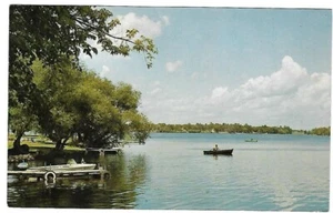 Postal de colección - Un tranquilo paseo en barco - Ubicación desconocida - Imagen 1 de 2