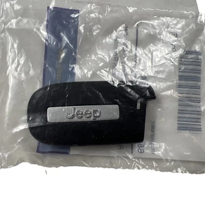 Genuine OEM Mopar Jeep Cherokee Integrated Key Fob Transmitter 14-23 68105078AJ - Picture 1 of 4