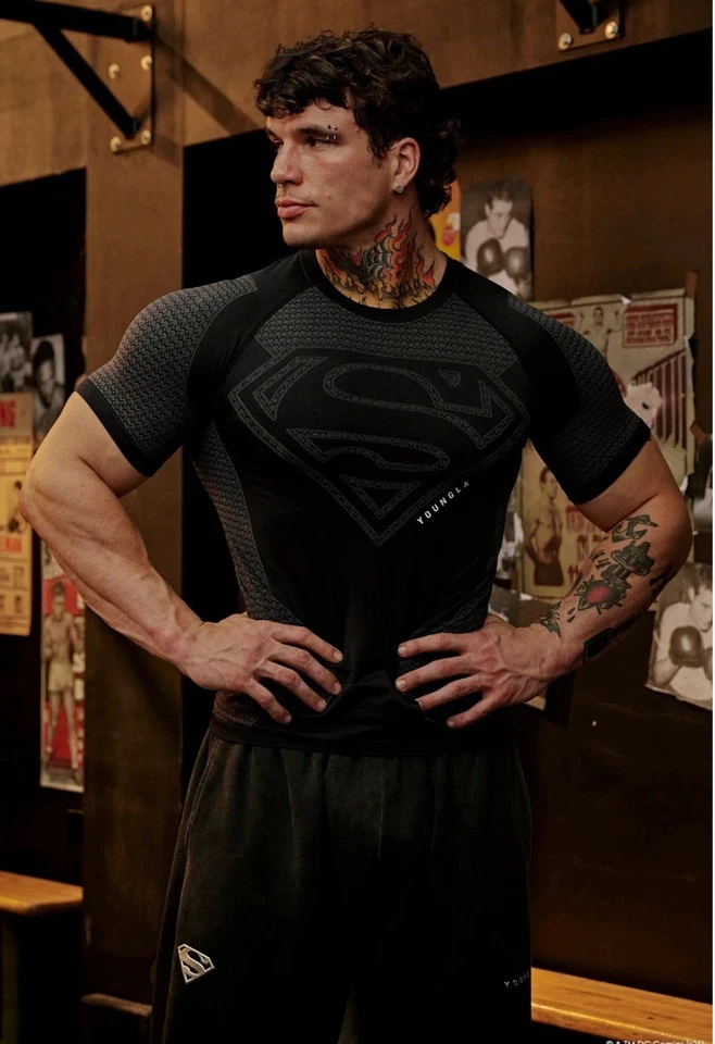Camiseta de compresión YoungLA Superman negra, talla S Foto 1 de 1