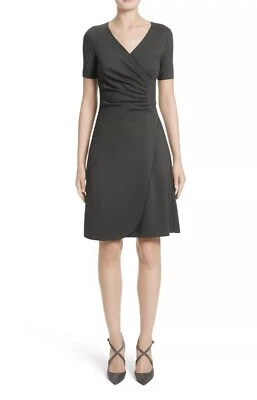 Vestido Armani Collezioni Milano Jersey Imitación Envolvente Gris HECHO EN ITALIA $895 - 6 B Foto 1 de 4