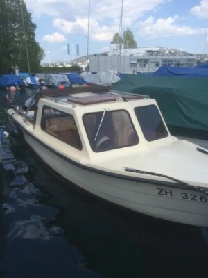 Angelboot mit Motor und Trailer - Bild 1 von 4