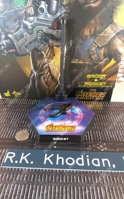 Hot Toys MMS476 Avengers Infinity War Rocket 1/6 figura de acción base soporte solamente Foto 1 de 4