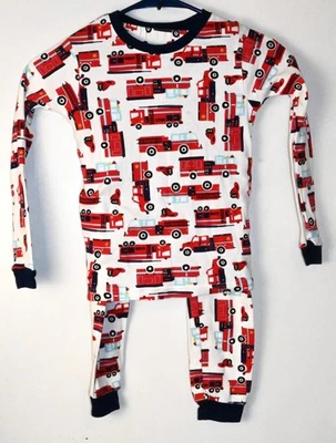 Carters 男孩 2 件装睡衣 7 码带消防车 — 第 1/4 张图片