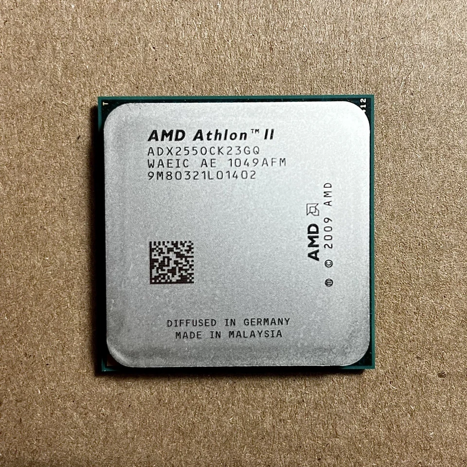 AMD Athlon II X2 255 ADX255OCK23GQ255 3.1GHz Socket AM3 Desktop CPU - Image 1 of 1