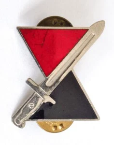 U.S. Army Unit Crest "7th Infantry Division"  - Picture 1 of 3