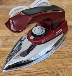 Rowenta LA-21 vintage travel iron. Made In West Germany 1200 Watt - Picture 1 of 4