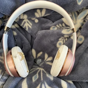 Auriculares inalámbricos Beats by Dre Solo3 - Oro rosa - DAÑADOS - Imagen 1 de 8