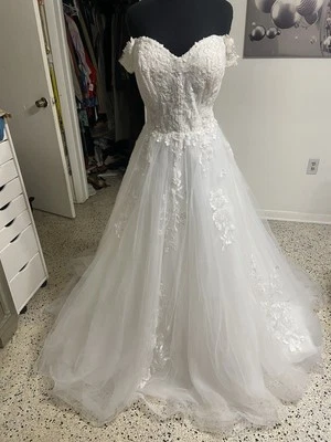 “Harlem” By Maggie Sottero Size 18 - Image 1 of 4