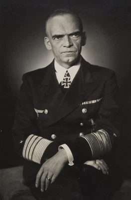 Segunda Guerra Mundial Marina de Guerra Almirante Otto Schniewind Caballeros Cruz Noruega Narvik Guerra Willrh Foto 1 de 3