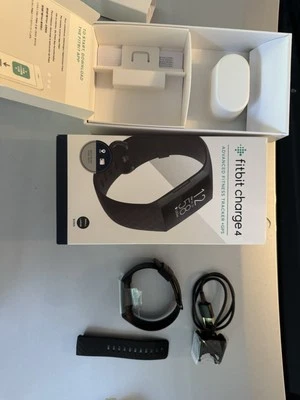 Fitbit Charge 4 Smartwatch motion Tracker Sleep Heart Rate Monitor W/S+L Straps - Image 1 of 2