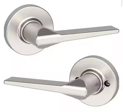 Manija de puerta de pasillo/armario Kwikset Hollis redonda rosa níquel satinado Foto 1 de 4