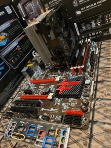 Pakiet komputerowy Intel i7 + Z77 Asrock Fatality Płyta główna + 16 GB DDR3 RAM 2600k - Zdjęcie 1 z 17