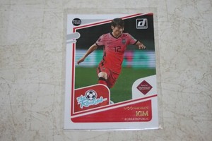 2021-22 Donruss Soccer Moon-Hwan Kim RC The Rookies Gold Press Proof Card
