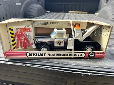 C1984 Vintage NYLINT Police Wrecker #1130 nuevo en caja nuevo 11” largo acero prensado Foto 1 de 4