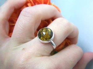 GORGEOUS 925 SOLID STERLING SILVER HONEY AMBER RING SIZE N 7 MODERNIST - Picture 1 of 11