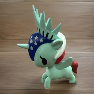 Tokidoki Unicorno Series 5 (2016) Vinyl Blind Box Toy Figurine Lady Liberty 2 in - Picture 1 of 5