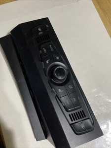2009-2012 Audi A4 AC Heater Climate Control Unit OEM D03B55051 - Picture 1 of 5