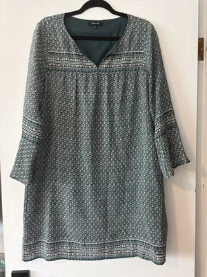 Madewell Dress Size Large Green Starlans Bandana Print Bell Sleeve 100% Silk - Image 1 of 4