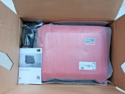 SMA Sunny Boy 2.0 .0-1VL-40  2000W Solar Inverter, New in box - Image 1 of 2