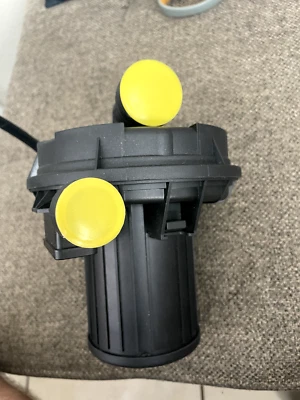 Bomba de inyección secundaria compatible con Audi A4 A6 A8 Q7TT 1999-2012 Foto 1 de 4