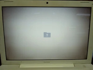 Laptop Apple MacBook A1181 13,3" - Para piezas - Core 2 Duo - Encendido - SIN SISTEMA OPERATIVO - Imagen 1 de 8