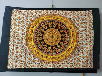 Tapiz mandala elefante amarillo colgante de pared 29x44 pulgadas decoración del hogar dormitorio universitario  Foto 1 de 2