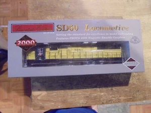 Proto 2000 SD50 locomotive Chicago Northwestern 7001 - Picture 1 of 6