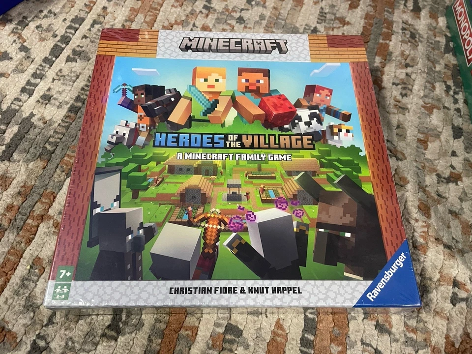 Ravensburger MINECRAFT HEROES OF THE VILLAGE BOARD GAME NEW AND SEALED UP - Image 1 of 2