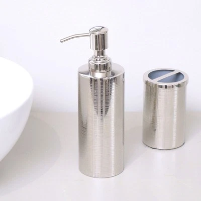MELODY MAISON Silver Textured Metal Soap Dispenser Lotion Bottle Chrome Shiny Metallic