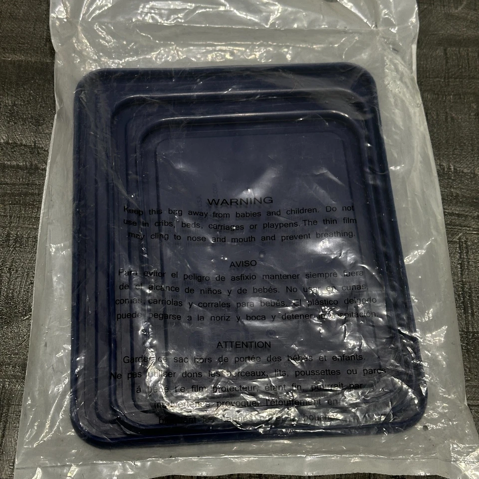 Pyrex 3-Piece Rectangle Lid Set - 3-Cup, 6-Cup, 11-Cup Blue Plastic Made in USA - Image 1 of 4