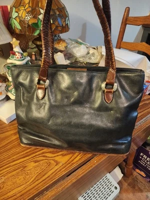 Bolso de Mano Fossil 1954 Negro Con Borde Marrón Cuero Trenzado Asa, De Colección Foto 1 de 4