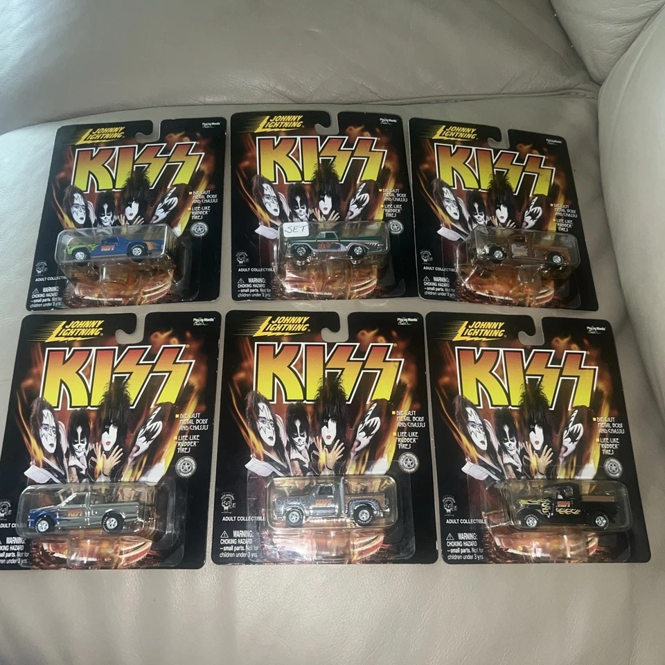 1999 Johnny Lightning KISS Trucks - 1991 GMC Syclone Chrome 1/64 423-00