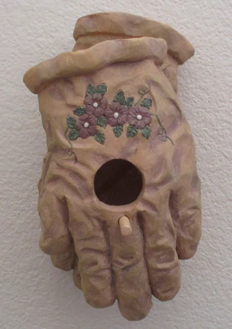 Crazy Mountain Hands Gloves Birhouse Resin 2002 GAD812 9" Cover