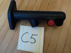 BRAKE MASTER CYLINDER 7700548977 RENAULT NEW! - Picture 1 of 5