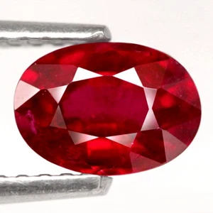 1.04Ct. Natural Gemstone Ruby Top Red Oval Madagascar Beautiful Sparkles Color - Picture 1 of 7