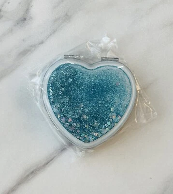 Espejo compacto de SHISEIDO Japón. En forma de corazón ♡ Brillo ♡ Raro ☆ Foto 1 de 4