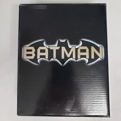 Boneco de ação Mattel SDCC 2004 Batman SDCC 2004 exclusivo desmascaramento 6" NOVO - Imagem 1 de 4