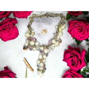 Beautiful bejeweled Pearl rhinestone necklace - Picture 1 of 1