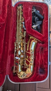 Saxofón Buescher BU-4 con estuche - Imagen 1 de 13