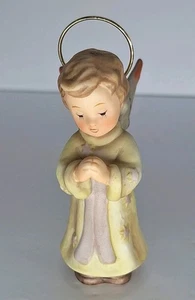 2000 Goebel Berta Hummel NATIVITY 'Christmas Wreath'  Angel Replacement - Picture 1 of 8