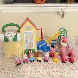 Peppa Pig Grocery Store House Playground Extra 16 Figure Rabbit Mom Dad Lot - Picture 1 of 10