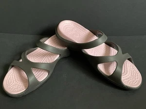Crocs Sandals Women’s Size 8 Brown Pink Slip On Slide Comfort Shoes Meleen 11853 - Picture 1 of 17