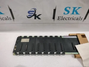 NEW OMRON C200HW-BC081-V1 CPU BASE UNIT - Picture 1 of 4